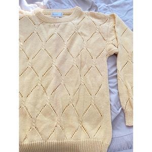 Vintage The eagles eye sweater. Light weight. Yellow.